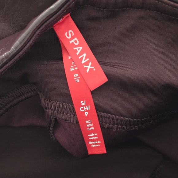 Spanx Faux Patent Leather Leggings - Picture 10 of 11